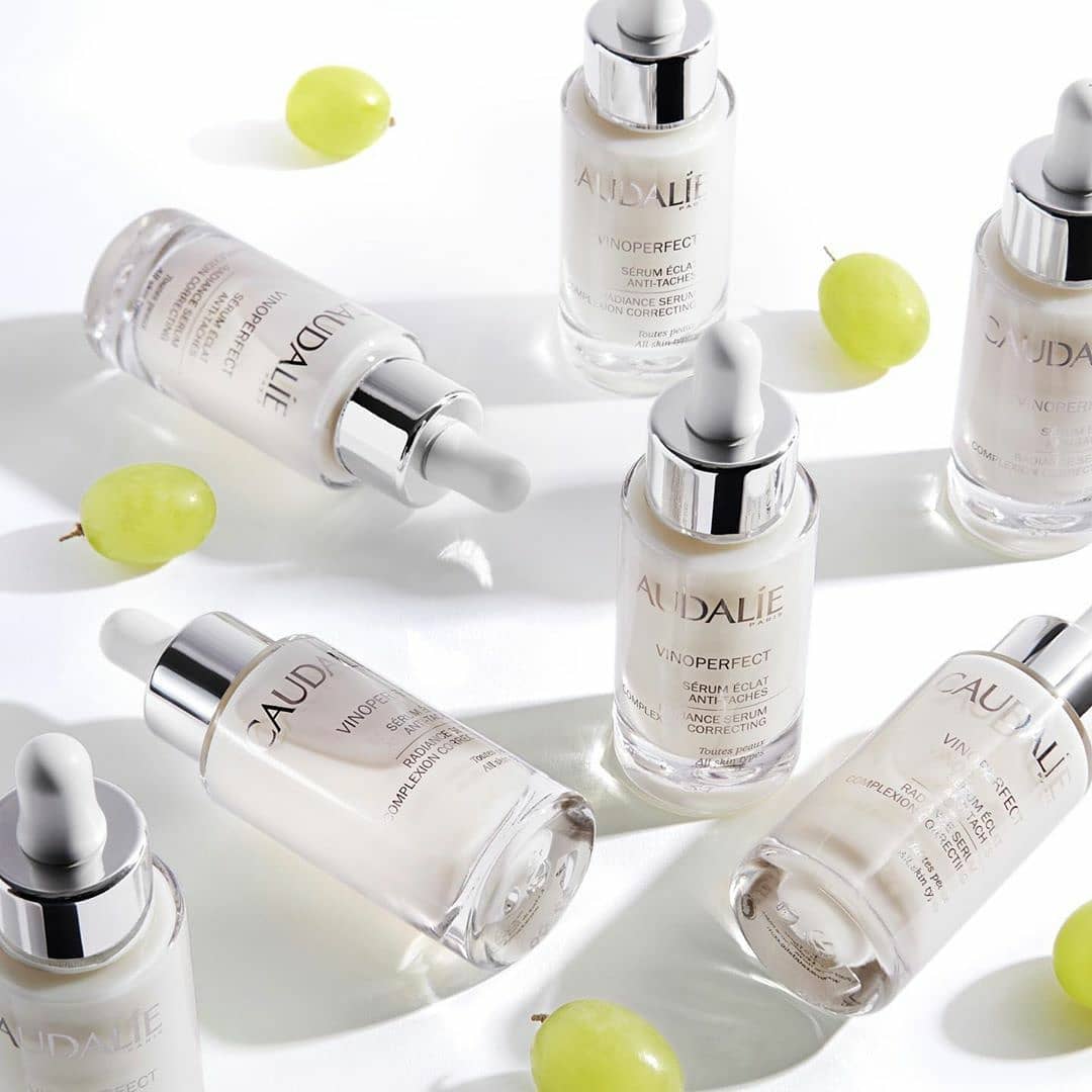 Caudalie Vinoperfect Radiance Serum Complexion Correcting​ 30 ml เซรั่มบำรุงผิวหน้าที่ขายดีที่สุดของแบรนด์ Caudalie ลดเลือนจุดด่างดำ รอยแผลเป็นจากสิว อย่างเห็นผล